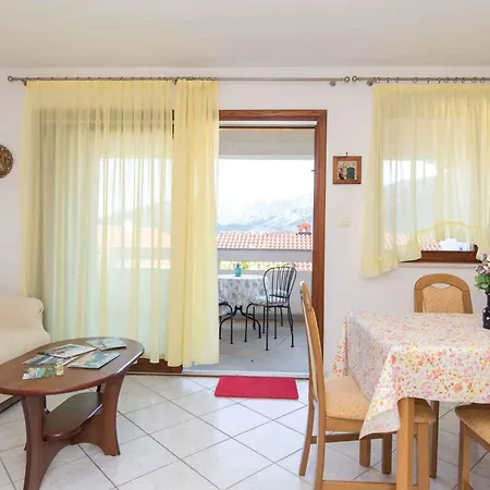 In - Insel Krk 40436 * באסקה